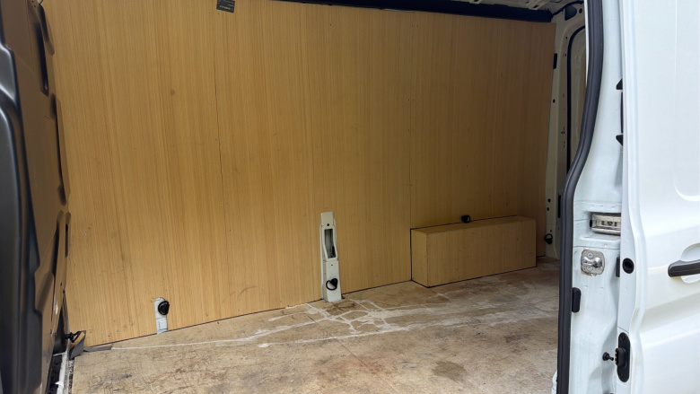 Ford Transit 350 L3 Diesel Fwd 2.0 EcoBlue 130ps H2 Limited Van Auto [8S] [Nav]